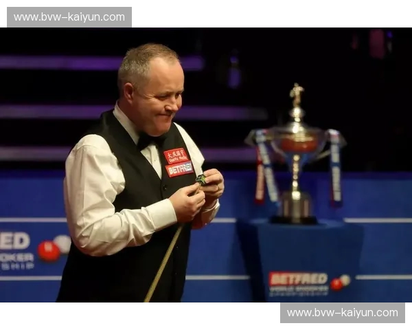 绿茵场上的巅峰弈局：当“莱斯特小丑”遇见“巫师”，谁才是斯诺克战术的终极神明？